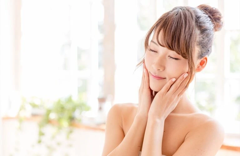 美容鍼の施術を提供 | 東京　昭島市の腸もみならSalon Temari
